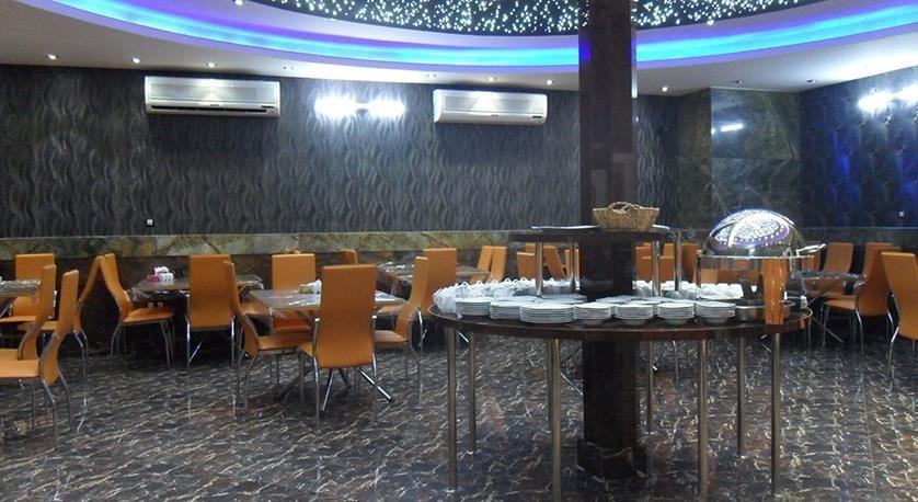 Mashhad Gole Gandom Shabahang Restaurant