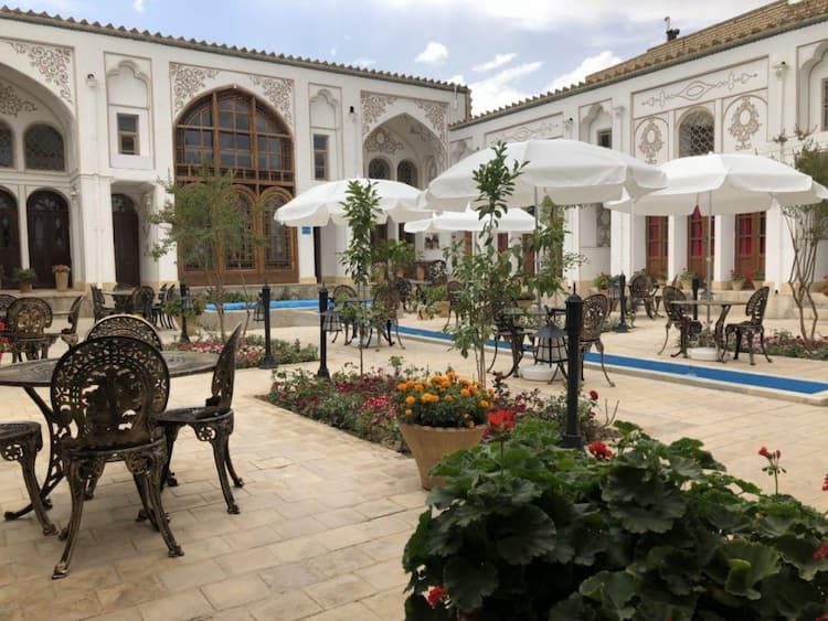 هتل سنتی سهروردی اصفهان