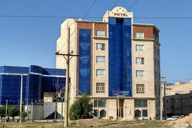 هتل آپارتمان ایرانیکا (مهر اصل اهواز)