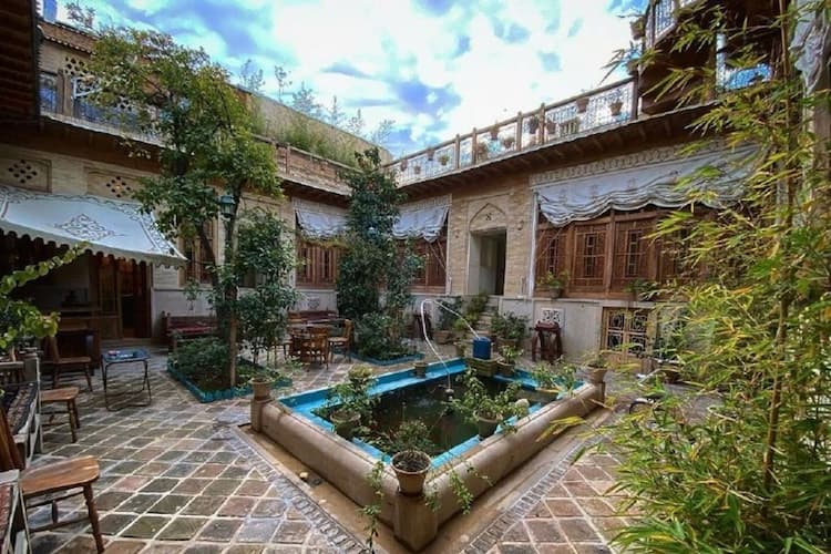 اقامتگاه خانه شیرازی شیراز 