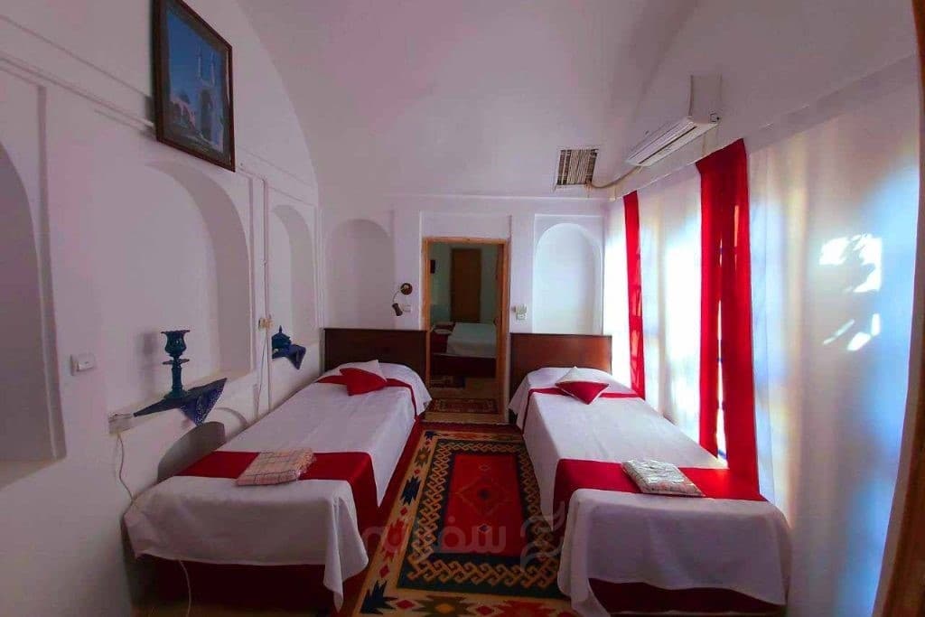 هتل سنتی شعرباف یزد